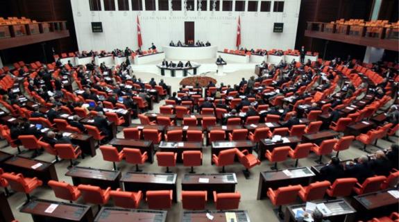 Τουρκική Εθνοσυνέλευση: Με ψήφισμα ζητά τη διεθνή αναγνώριση της «τδβκ»