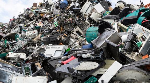 Στα 673 κιλά η κατά κεφαλήν παραγωγή αστικών αποβλήτων για το 2022 στην Κύπρο