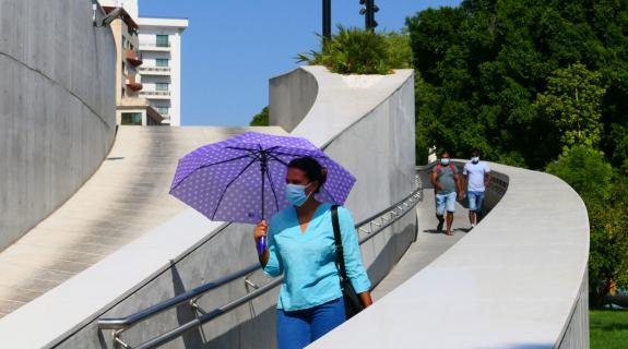 Στα ύψη ο υδράργυρος, “χτυπά” 38αρι στο εσωτερικό