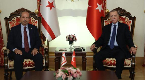 Ετοιμάζονται για «απόβαση» της τουρκικής πολιτικής ηγεσίας στα κατεχόμενα