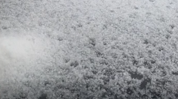ΒΙΝΤΕΟ: Στα «λευκά» από το χαλάζι το Δάλι, βροχές κι έντονα καιρικά φαινόμενα