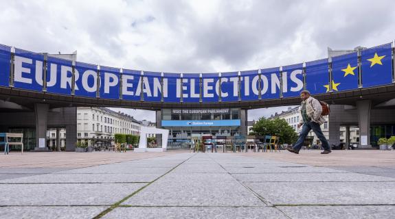 Ευρωεκλογές: Το ακροδεξιό τσουνάμι είναι ήδη στις ακτές της Ευρώπης