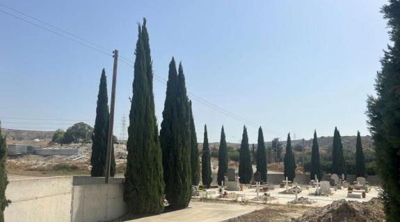 Έτσι ξεσκέπασαν τη «γιάφκα» στο κοιμητήριο της Ορόκλινης (ΒΙΝΤΕΟ)