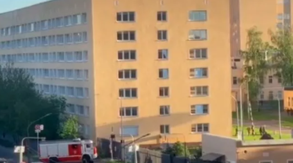 ΒΙΝΤΕΟ: Έκρηξη με τραυματίες σε στρατιωτική ακαδημία της Αγίας Πετρούπολης