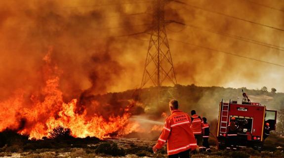 Αποτσίγαρο προκάλεσε πυρκαγιά στο κρατικό δάσος Λεμεσού