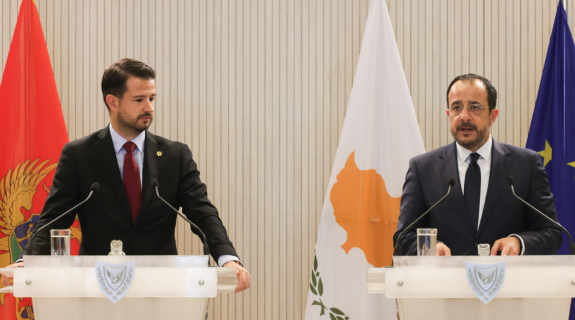 ΠτΔ-Πρόεδρος Μαυροβουνίου: Βούληση για περαιτέρω ενίσχυση διμερών σχέσεων