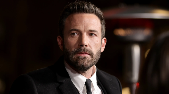 Ο Ben Affleck αγοράζει σπίτι 20 εκατομμυρίων δολαρίων στο LA χωρίς τη JLo