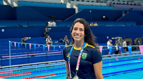 Η Βραζιλία απέβαλε αθλήτρια της κολύμβησης για πειθαρχικό παράπτωμα