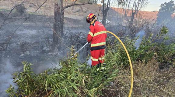 Ό,τι άφησε πίσω της η πυρκαγιά στη Βυζακιά (ΦΩΤΟ)