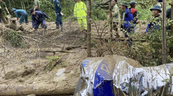 Βιετνάμ: Στους 226 οι νεκροί και στους 104 οι αγνοούμενοι του τυφώνα Γιάγκι