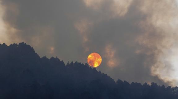 Κόλαση πυρός στην Κολομβία: Έγιναν αποκαΐδια σχεδόν 110.000 στρέμματα γης