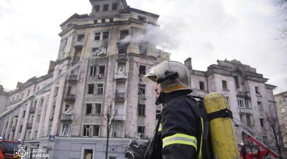 Η Ρωσία επιτέθηκε με πυραύλους Κινζάλ στο Κίεβο