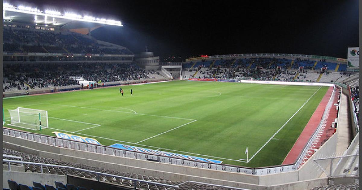 Cuál es el estadio de fútbol más grande de europa