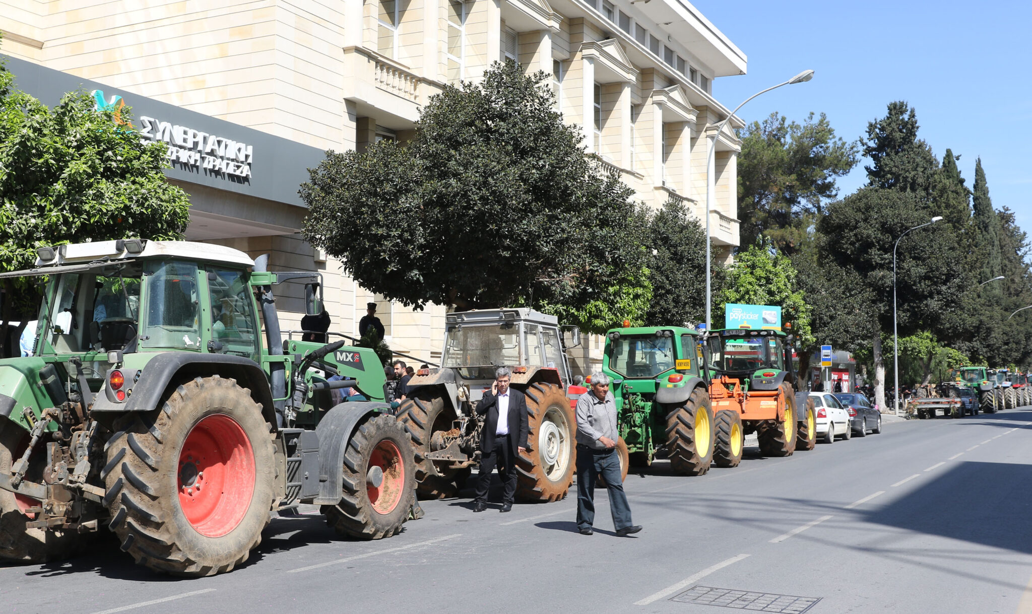 Ξεσηκώνονται οι αγρότες για την "προάσπιση του Συνεργατισμού"