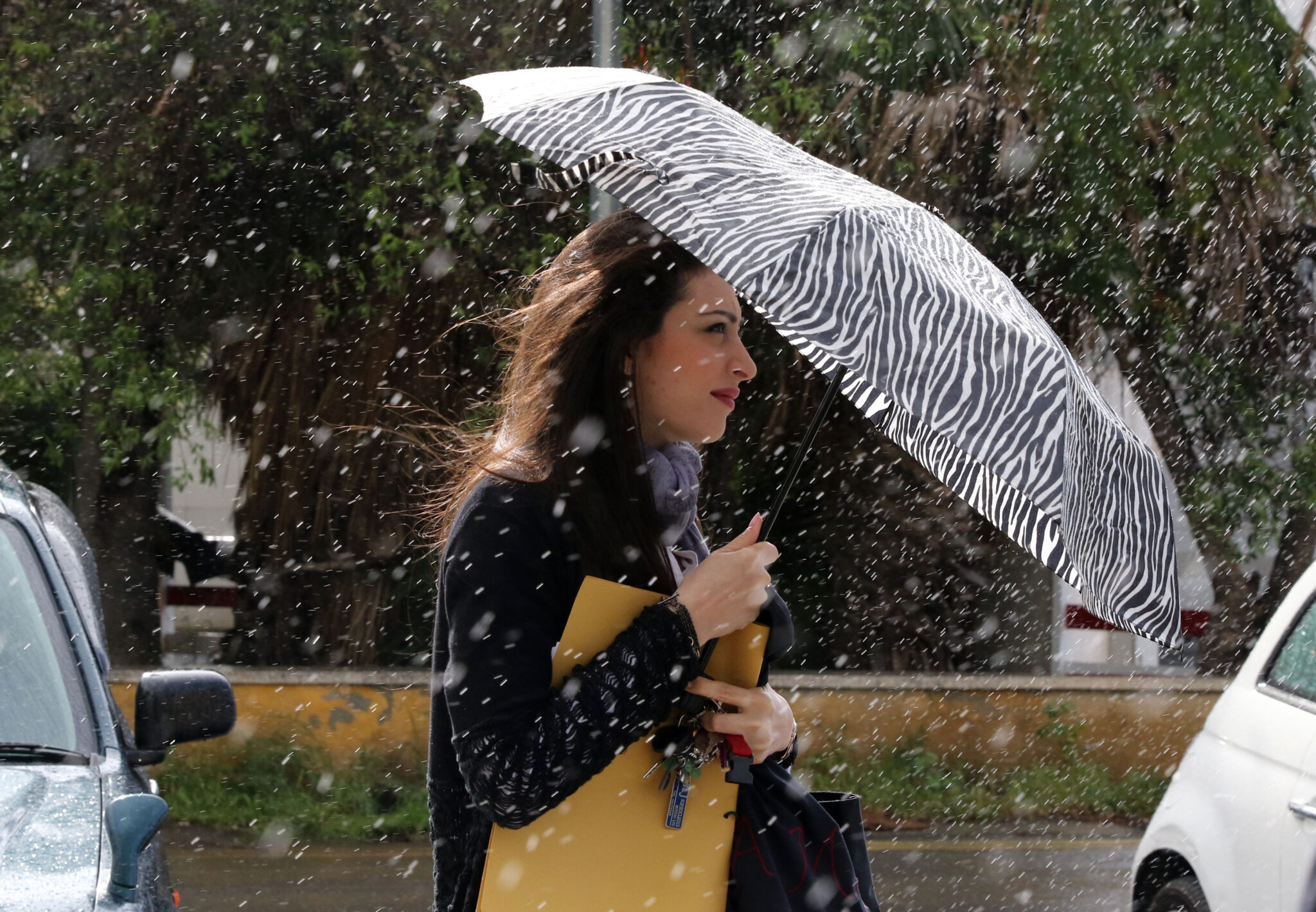 Πρώτα βροχές και χαλάζι, μετά άνοδος της θερμοκρασίας