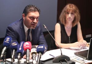 ΥΠΕΣ: Θα πρέπει να δίνω λογαριασμό για το ποιους βλέπω στο γραφείο μου; (ΒΙΝΤΕΟ)