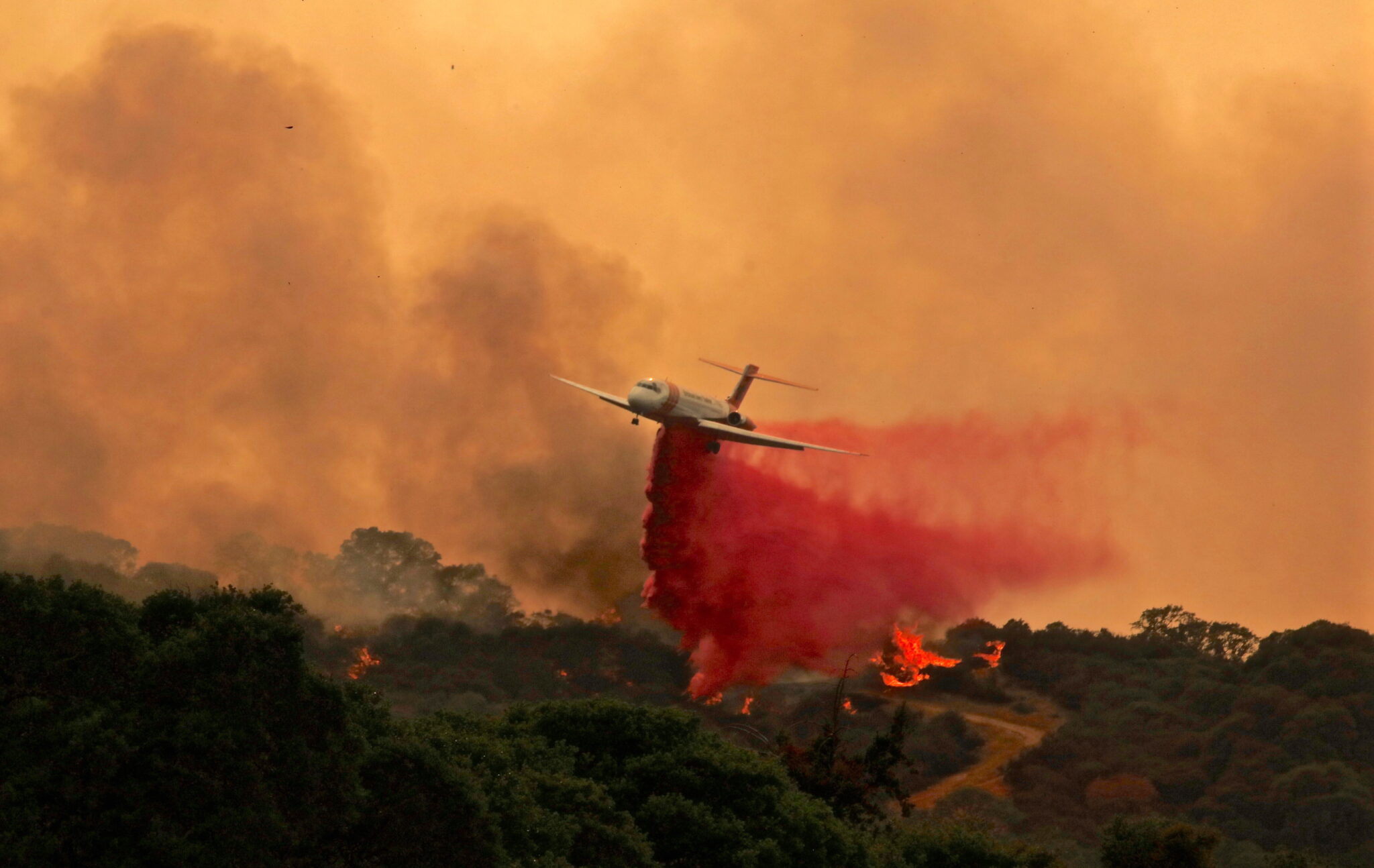 Καλιφόρνια:6 νεκροί, 7 αγνοούνται από την πυρκαγιά που μαίνεται εδώ και 6 ημέρες