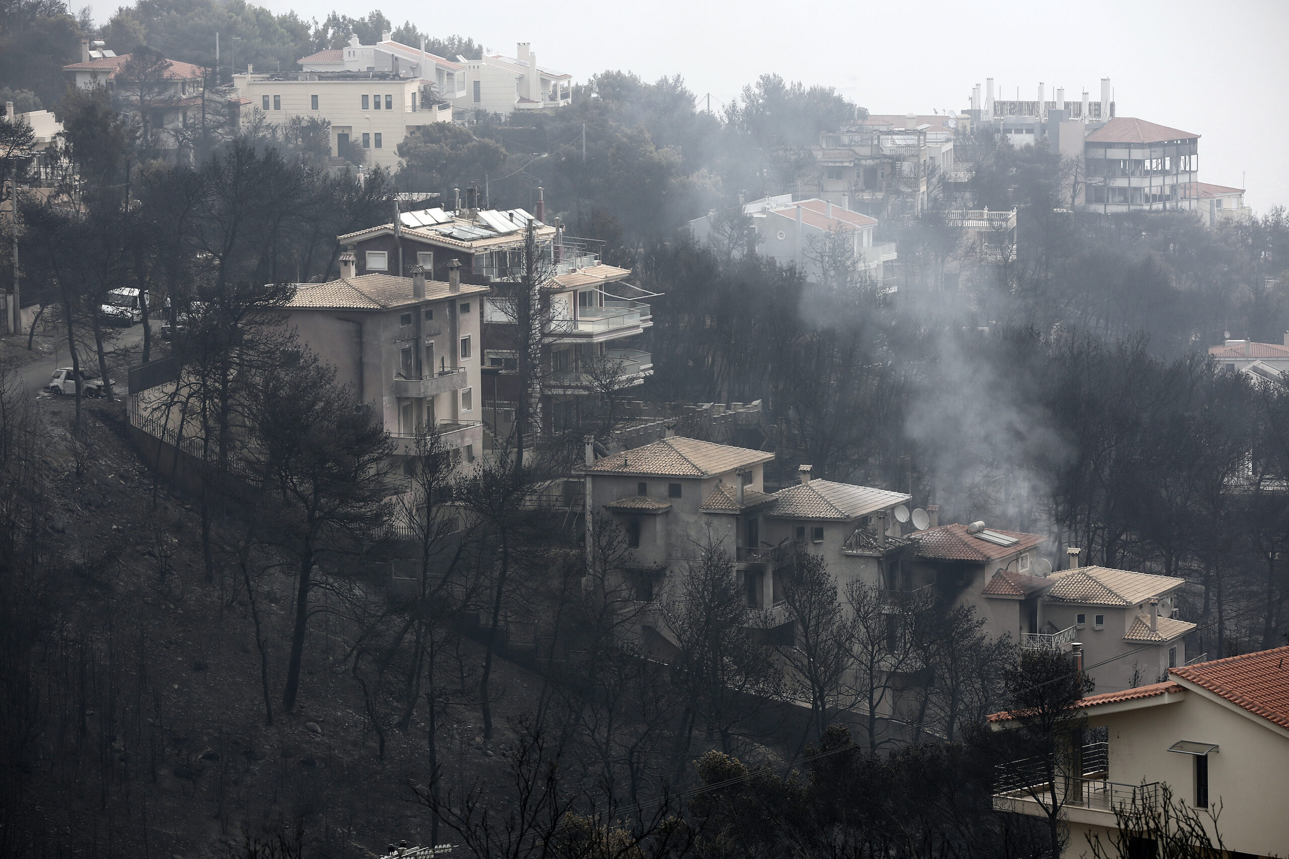 Μάτι: «Δεν υπήρχε πρόληψη…Η πολιτεία ευρέθη ελλιπής» είπε ο τότε αρχηγός Πυροσβεστικής 