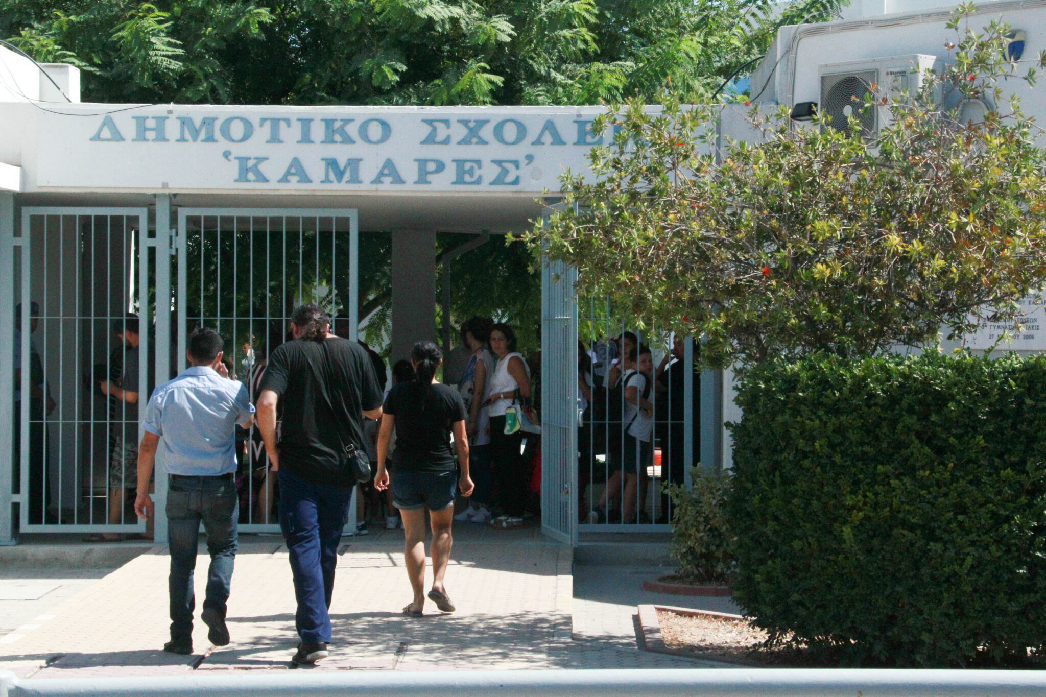 Η αναστάτωση των γονέων μετά τη διπλή απαγωγή στη Λάρνακα (ΒΙΝΤΕΟ)