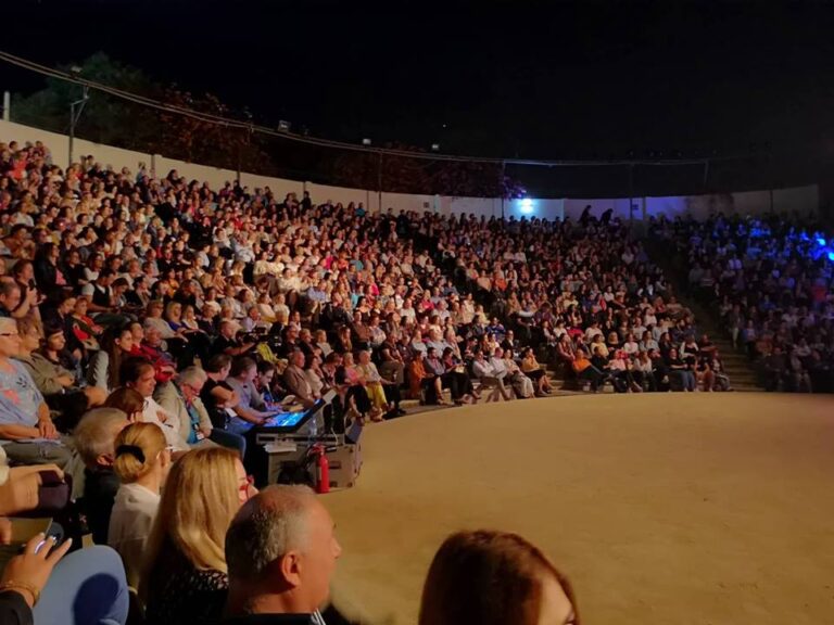 Με απόλυτη επιτυχία στέφθηκε η συναυλία "Μάριος Τόκας – Για πάντα εδώ" (ΦΩΤΟ)