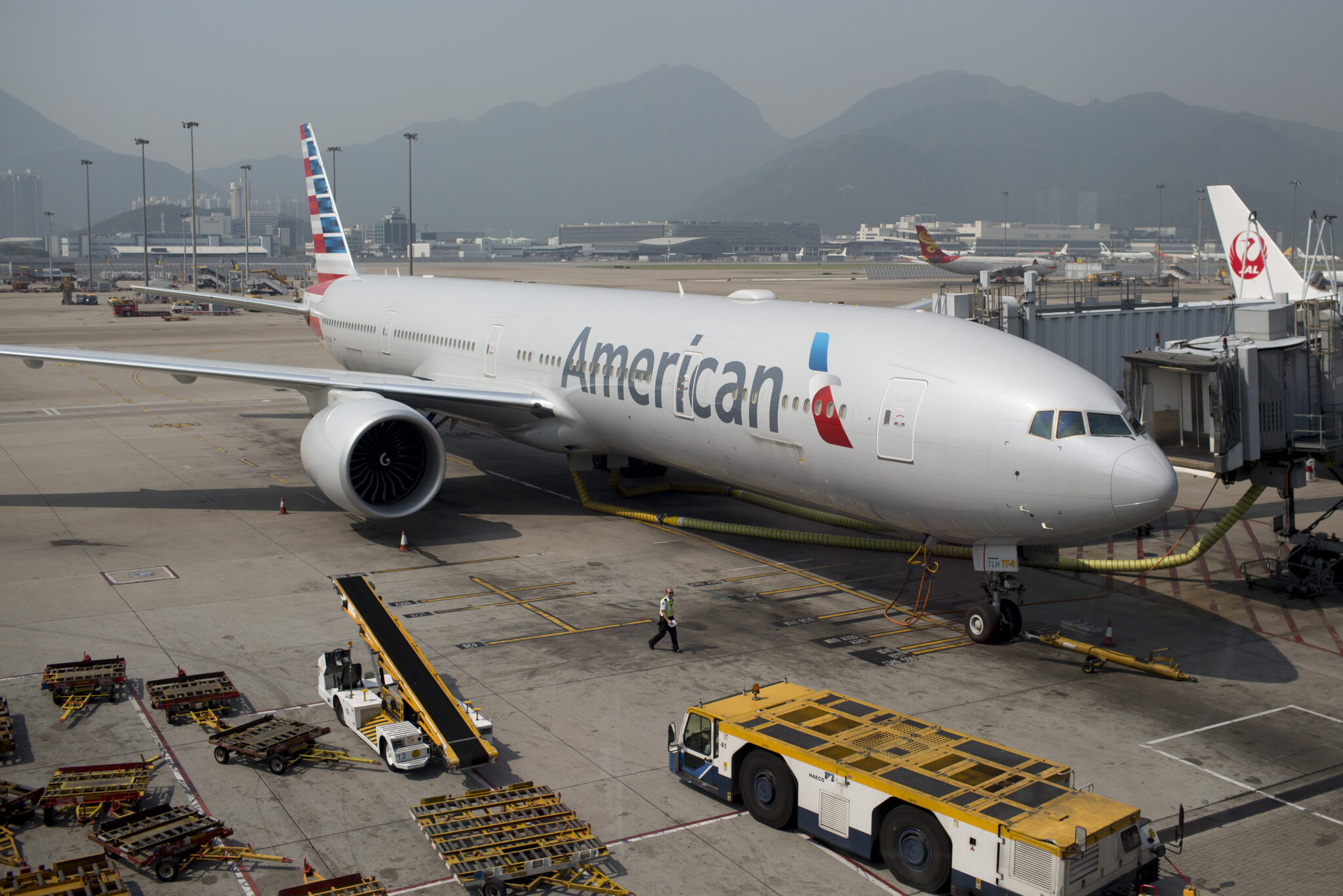 Εκκενώθηκε αεροσκάφος της American Airlines λόγω "απειλής" (ΒΙΝΤΕΟ)