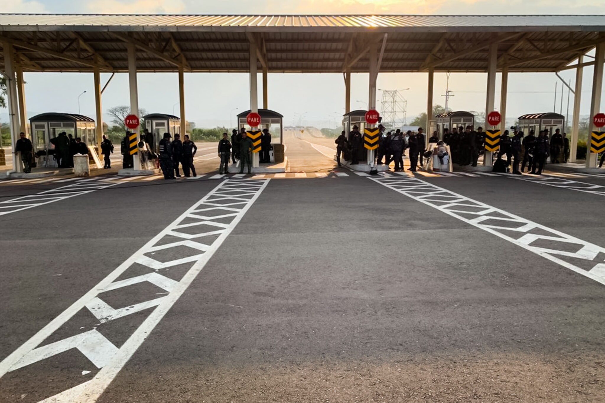 Ώρα μηδέν για την ανθρωπιστική βοήθεια των ΗΠΑ προς τη Βενεζουέλα (ΒΙΝΤΕΟ&ΦΩΤΟ)