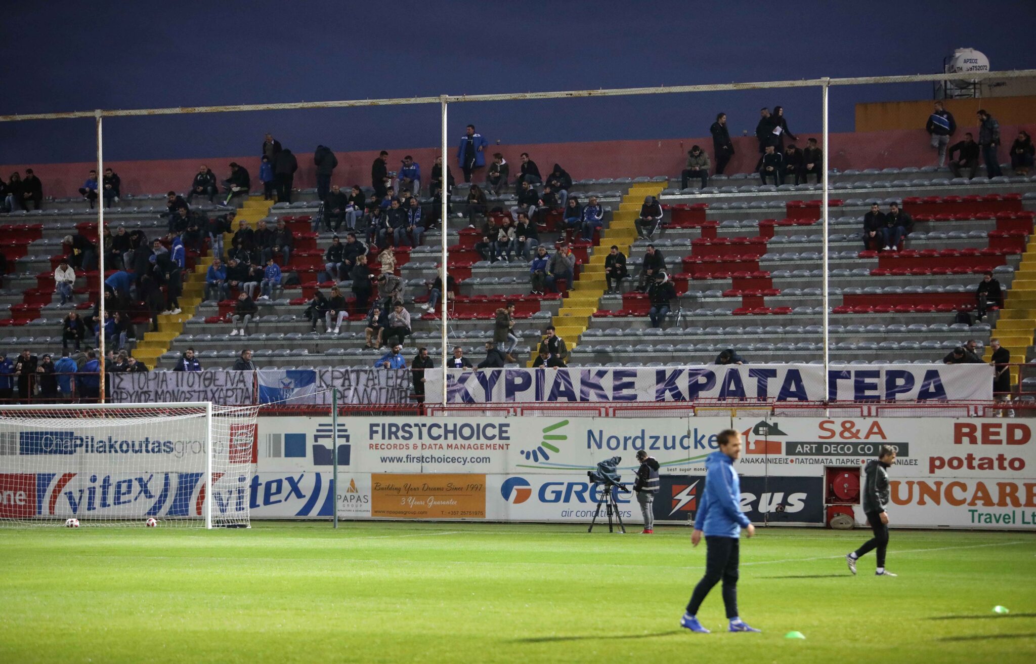 Η συμπαράσταση του κόσμου και η θέση της επίσημης Ανόρθωσης