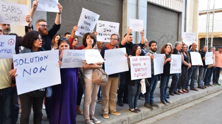 Συνομιλίες για το κυπριακό χωρίς προϋποθέσεις ζητεί η Unite Cyprus