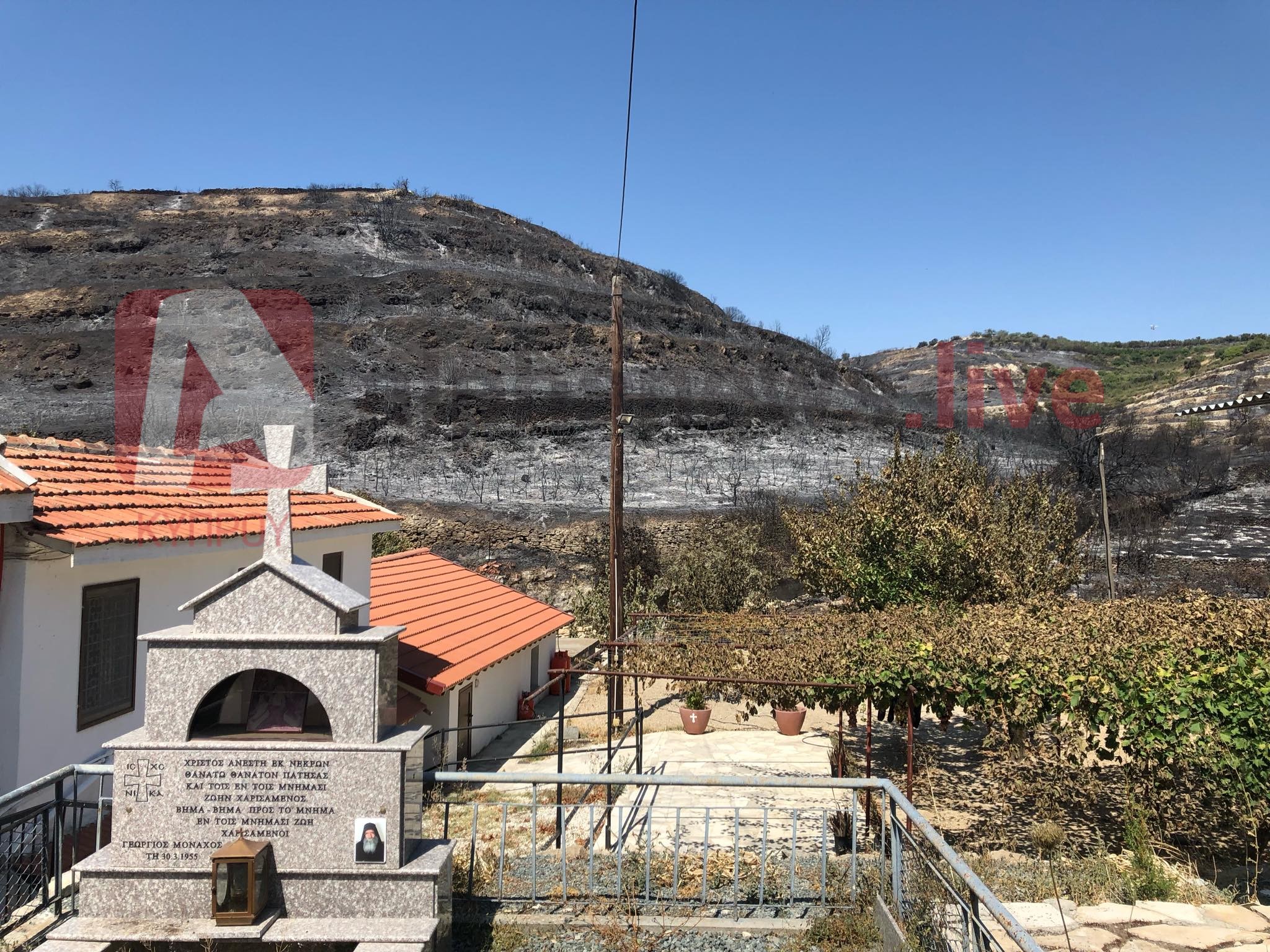 Άθικτη από τις φλόγες η σκήτη της Αναστάσεως του Σωτήρος στο Βουνί (ΒΙΝΤΕΟ&ΦΩΤΟ)