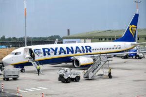 Το προσωπικό καμπίνας της Ryanair στην Ισπανία ετοιμάζεται για απεργίες