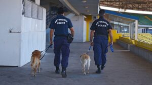 Περάσαμε μια μέρα με τους τετράποδους "ντετέκτιβ" της ΜΜΑΔ (ΒΙΝΤΕΟ)