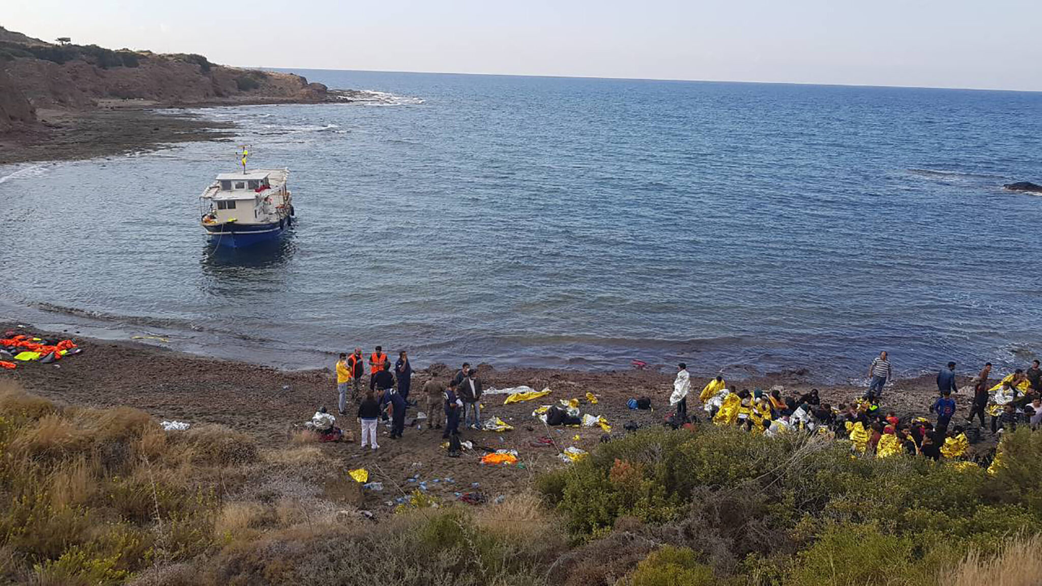 Σηκώνει τα χέρια ψηλά η Κυβέρνηση για το προσφυγικό (ΒΙΝΤΕΟ)