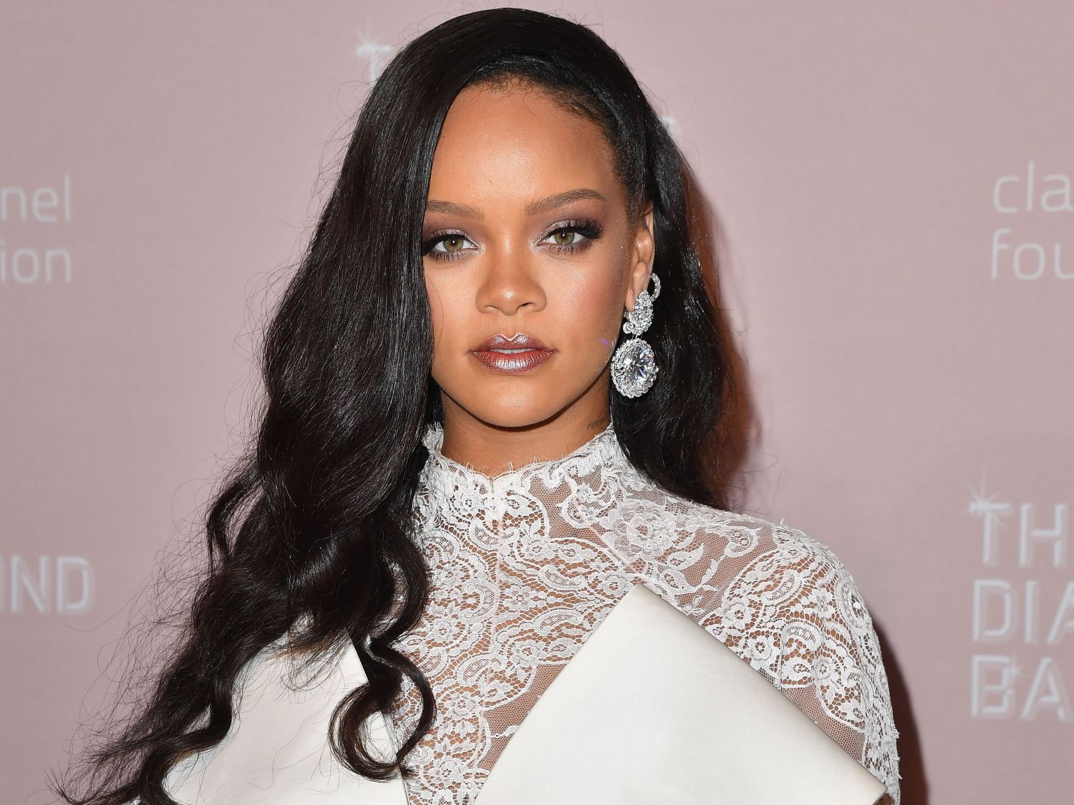 Ξανά ερωτευμένη η Rihanna: Bρήκε τον έρωτα στα μάτια γνωστού ράπερ (ΦΩΤΟ)