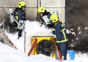 Έβαλαν φωτιά σε κάλαθο σε Δημοτικό Σχολείο και έσπασαν τζάμια