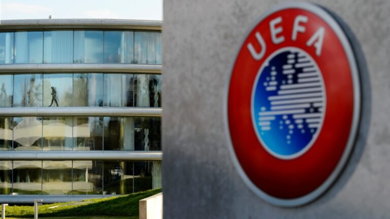 Τα σενάρια που εξετάζει η UEFA για την ολοκλήρωση της σεζόν