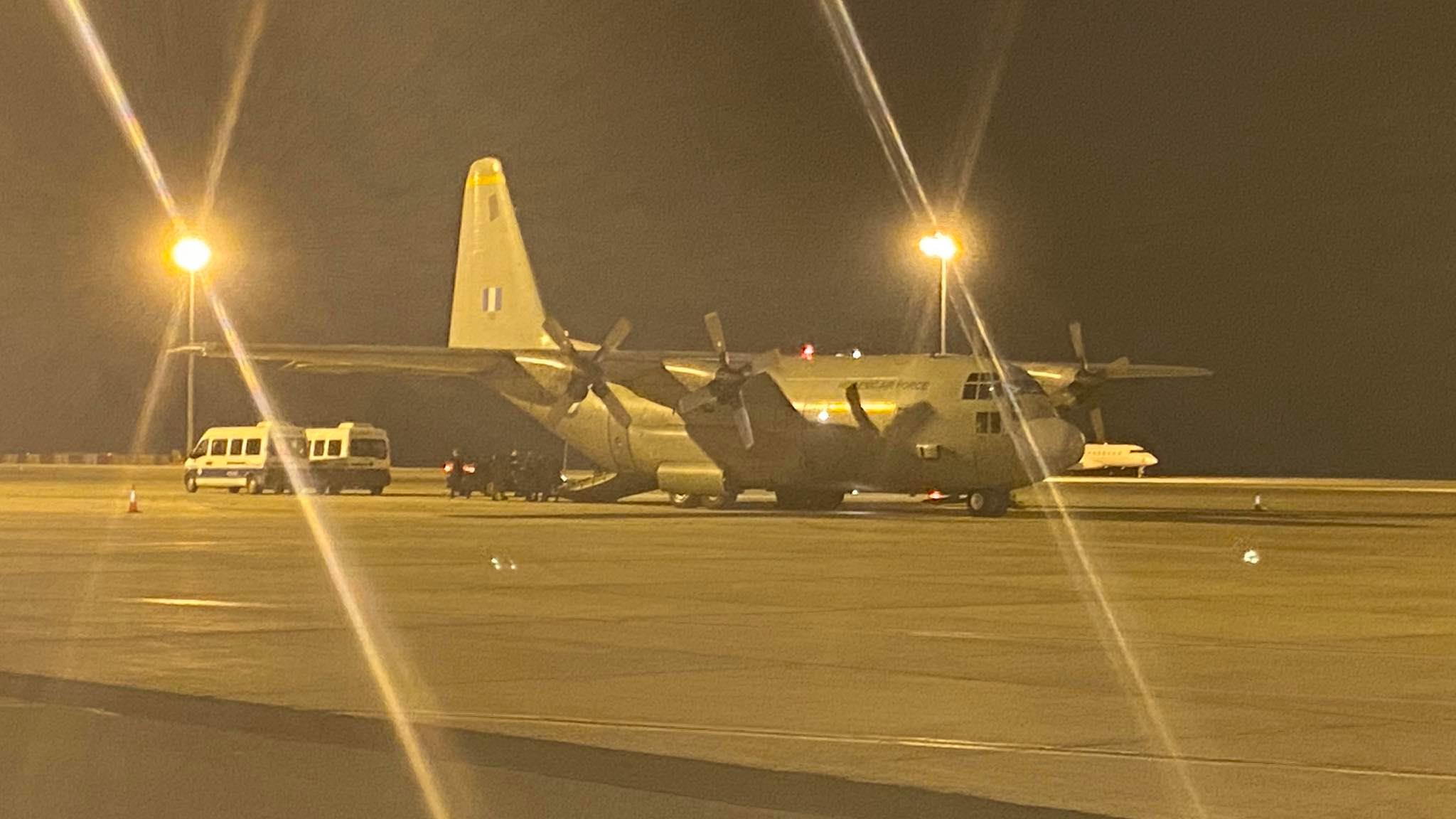 Με C-130 αναχώρησαν για τον Έβρο οι 21 ΜΜΑΔίτες (ΒΙΝΤΕΟ&ΦΩΤΟ)