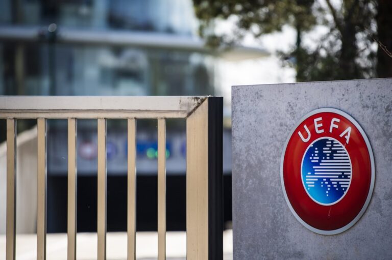 Η UEFA θα εξετάσει «ειδικές περιπτώσεις» πρωταθλημάτων που θα διακοπούν