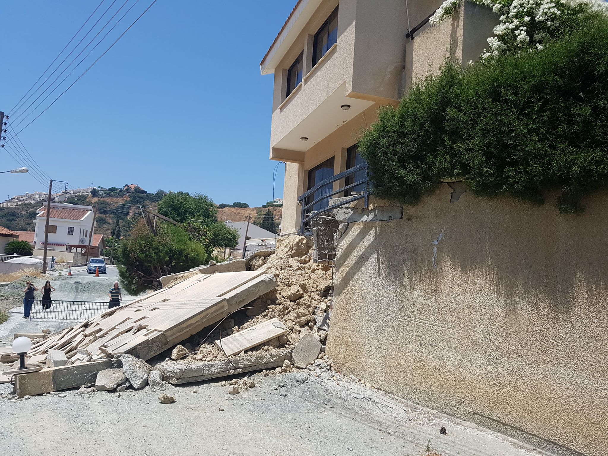 Έριχναν στους "κακούς μηχανικούς" την καθίζηση στο Πισσούρι και όχι στη φύση