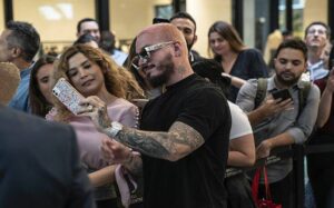 Ο J Balvin αποκάλυψε ότι διαγνώσθηκε με κορωνοϊό – Όλες οι λεπτομέρειες