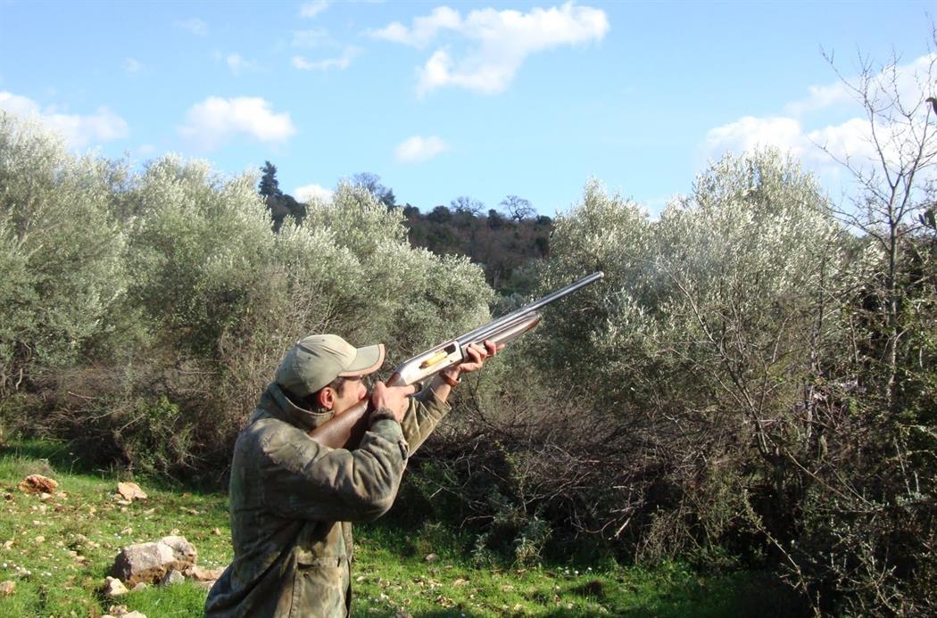 Πυρετώδεις προετοιμασίες για την αυριανή έναρξη του κυνηγιού (ΒΙΝΤΕΟ)