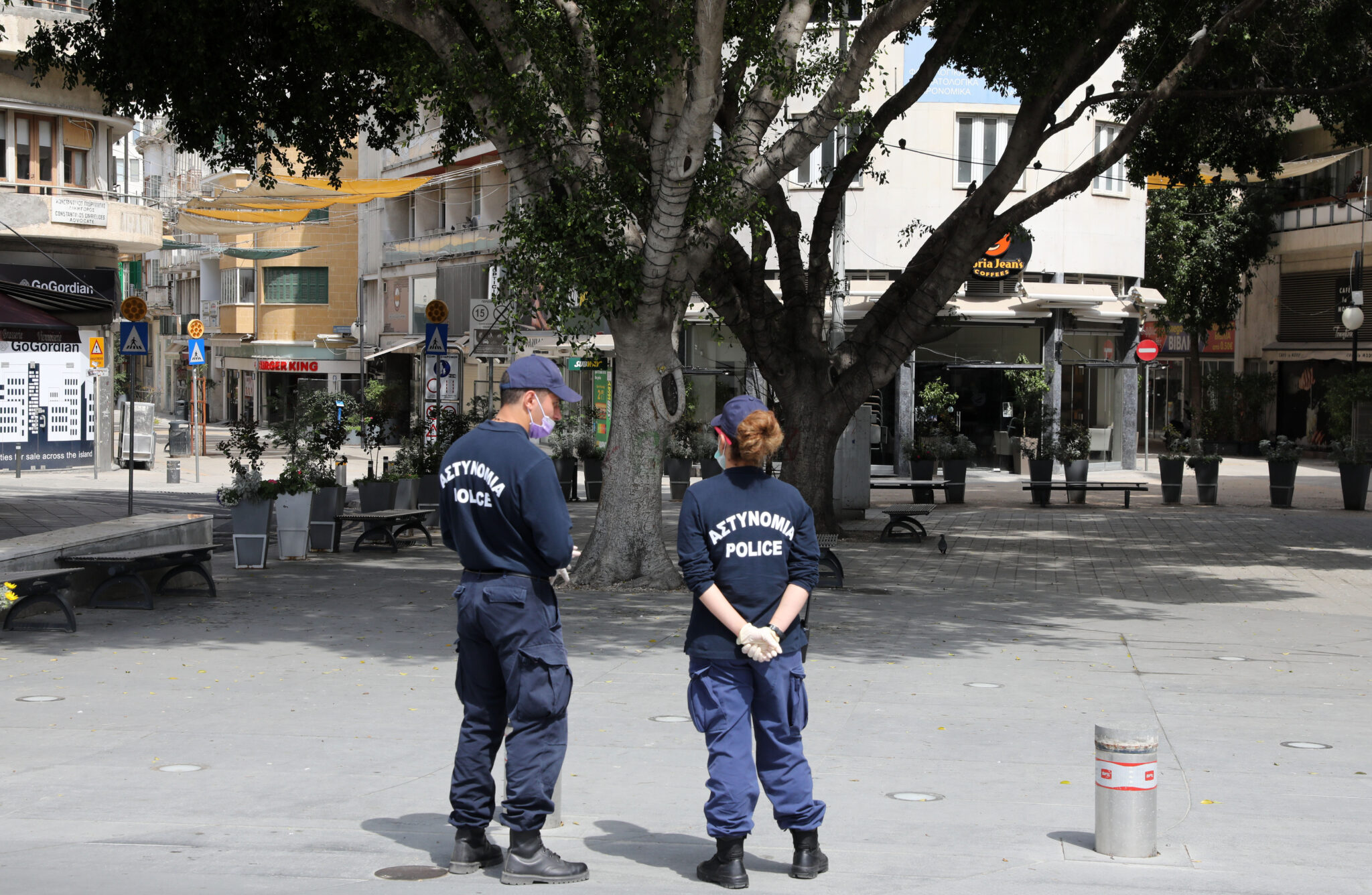 Κορόνο-πρόστιμα σε 27 πολίτες και 7 υποστατικά