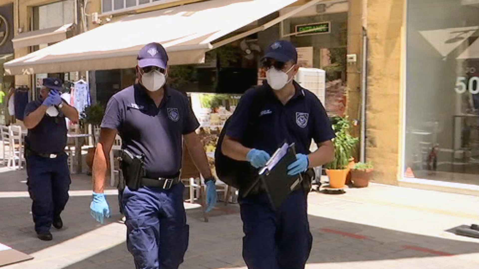 20 πολίτες καταγγέλθηκαν μόνο στη Λευκωσία για μη χρήση της μάσκας