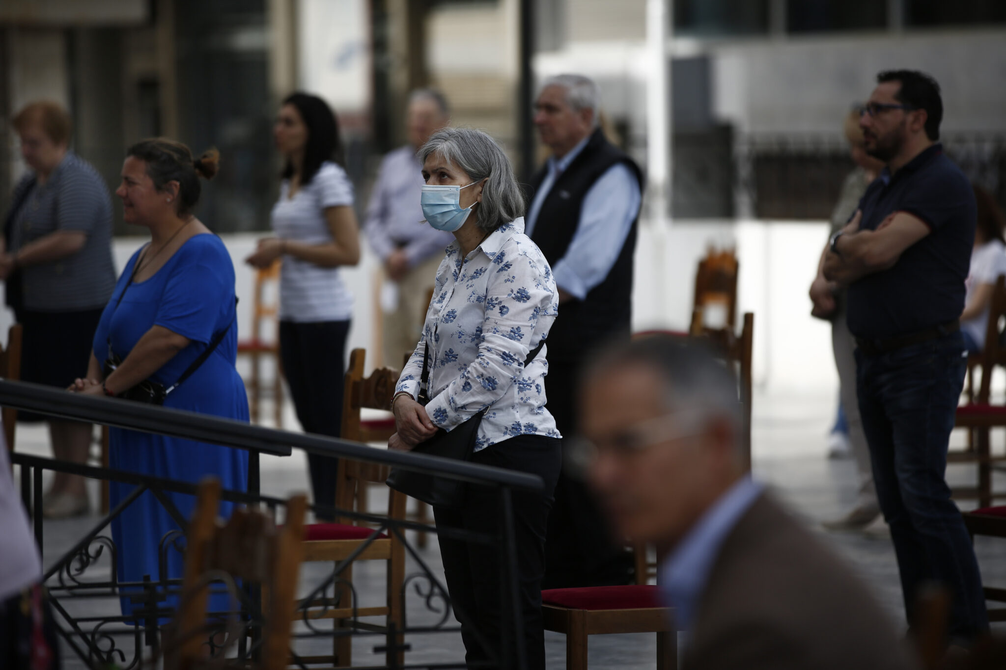 Υποχρεωτική η χρήση μάσκας και σε εξωτερικούς χώρους σε 11 περιοχές της Ελλάδας