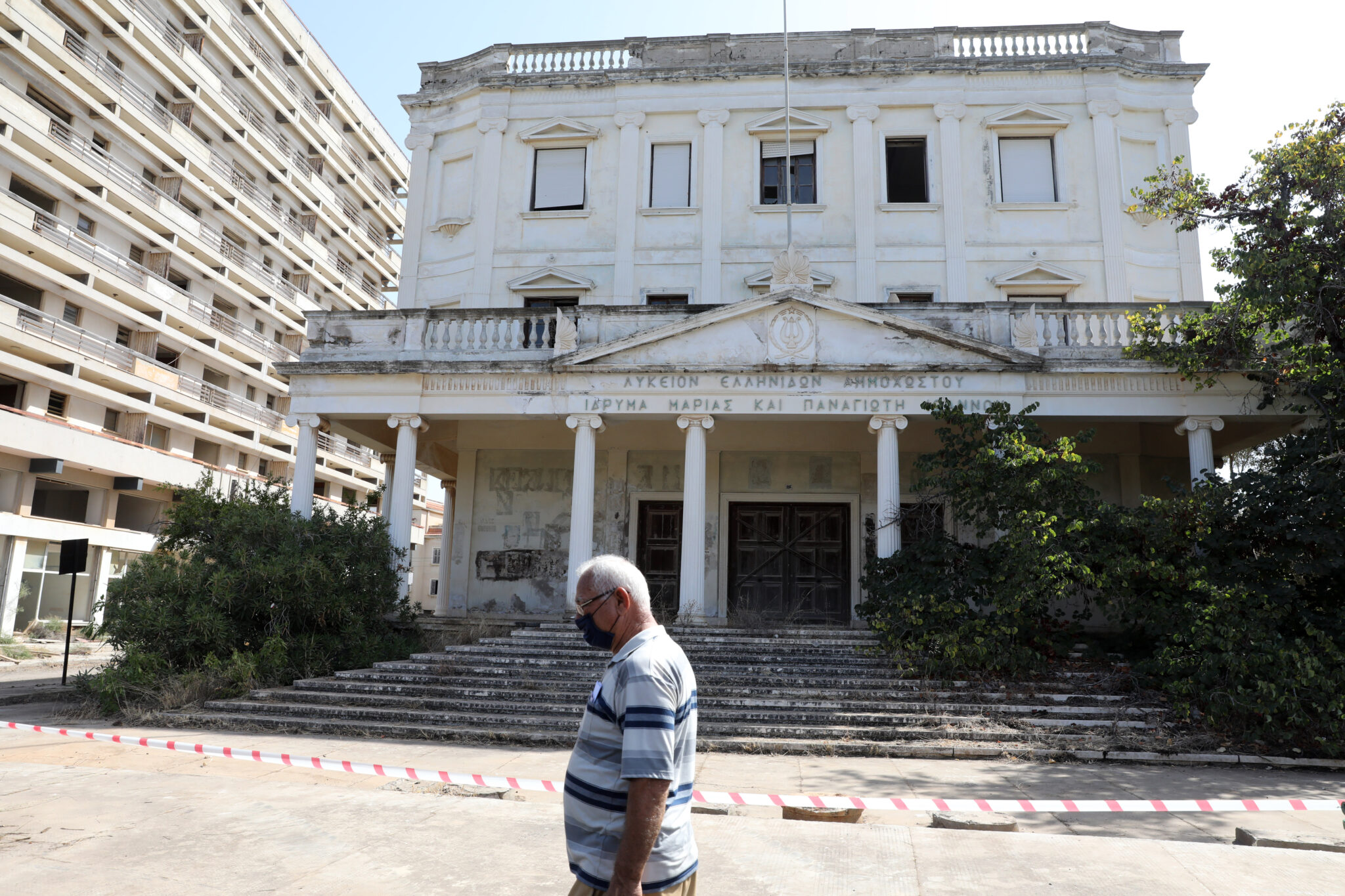 Άνοιξαν την περίκλειστη πόλη, άνοιξε νέα πληγή στους Βαρωσιώτες (ΒΙΝΤΕΟ)