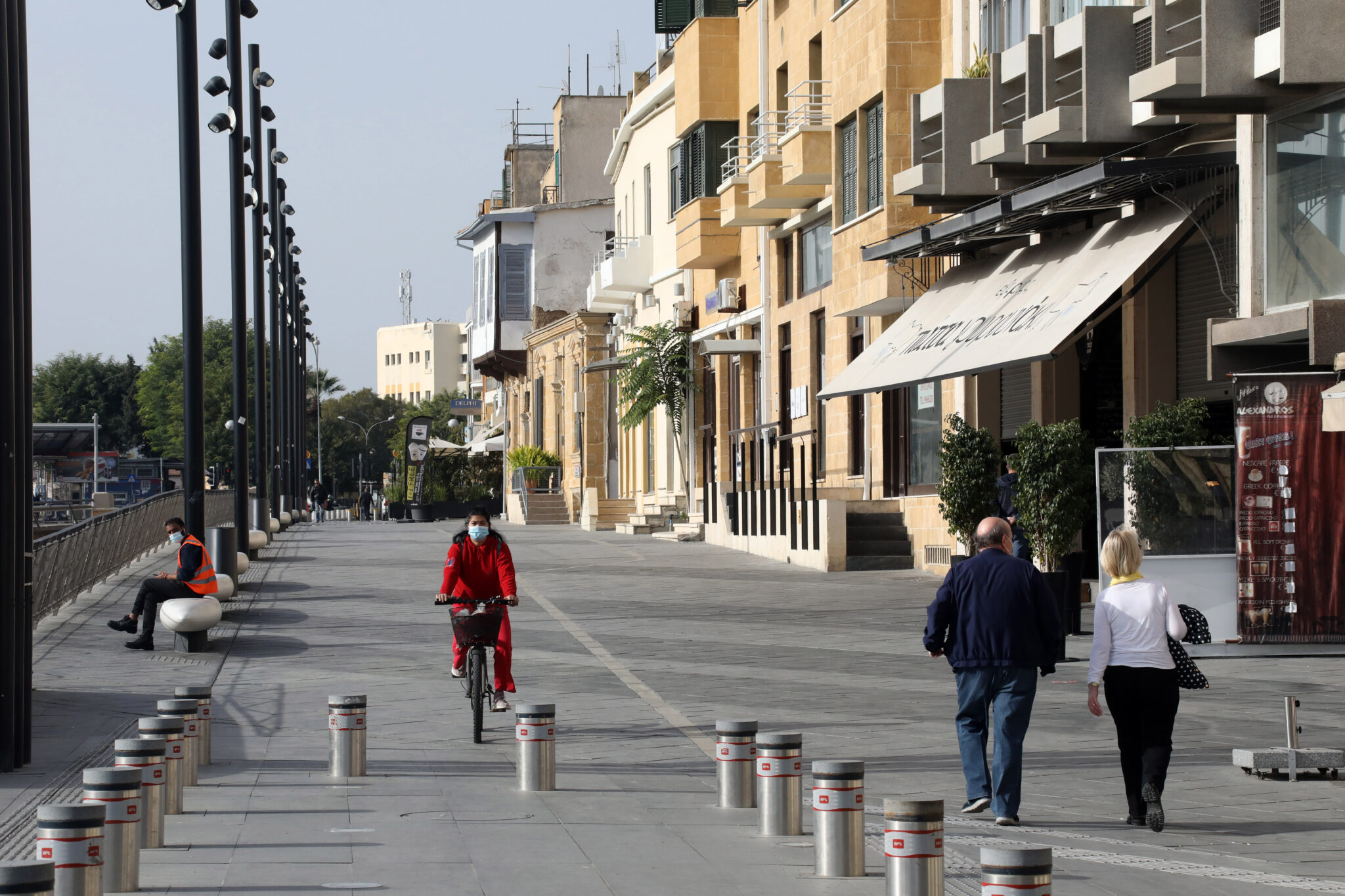 Σταδιακά, προσεκτικά και με πολλά rapid-tests το άνοιγμα (ΒΙΝΤΕΟ)