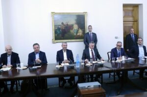 Ο Πρόεδρος ενημερώνει το Εθνικό Συμβούλιο ενόψει της άτυπης πενταμερούς