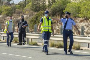 Σαφάρι ελέγχων για παραβιάσεις των μέτρων κατά COVID