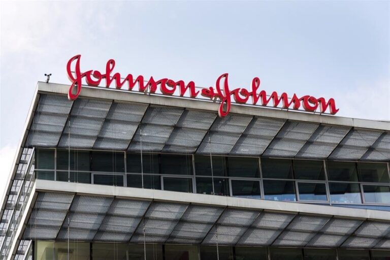 FDA: Άδεια χρήσης του εμβολίου της Johnson&Johnson, του εμβολίου με τη μια δόση