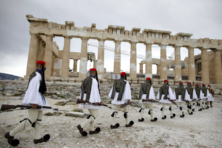 Ο πρώτος εορτασμός της Επανάστασης που ήρθε από πείσμα και επιμονή ενός Έλληνα