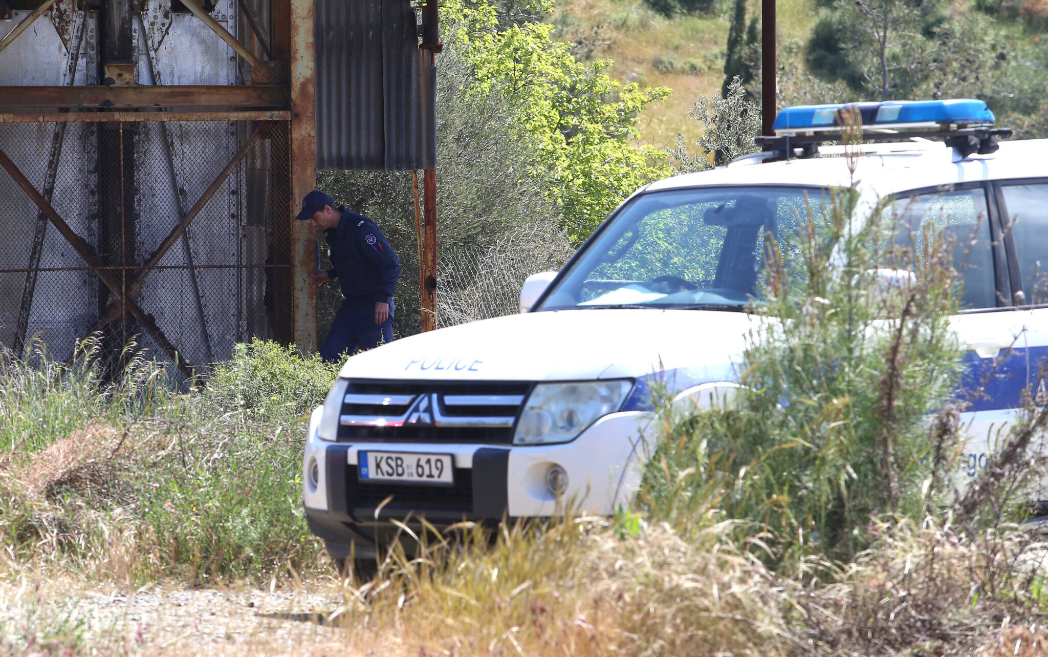 Σε συναγερμό οι Αρχές: Πτώμα γυναίκας σε χωράφι στην περιοχή Αθηένου